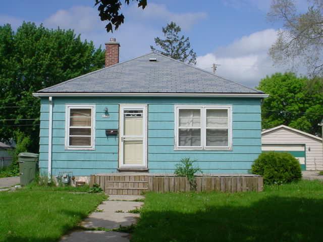 4455 N 40th St, Milwaukee, WI 53209