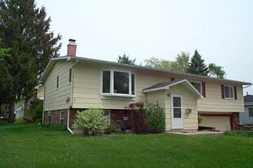 177 S Elizabeth St, Whitewater, WI 53190