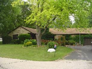 8217 N 37th St, Brown Deer, WI 53209