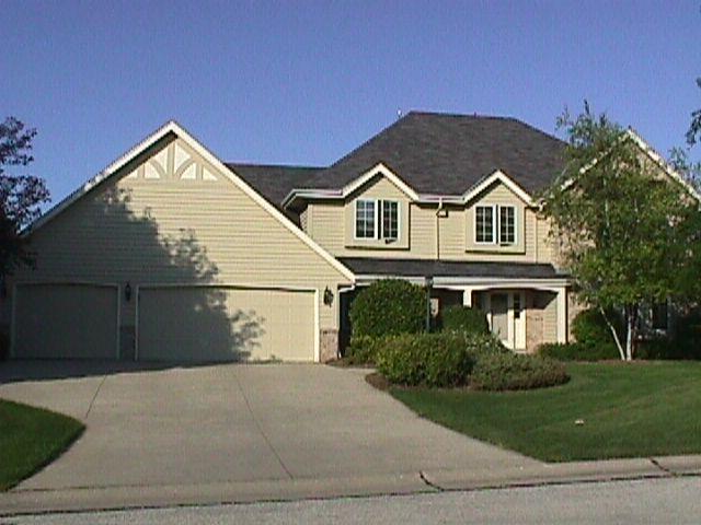 4020 S Wilshire Dr., New Berlin, WI 53151