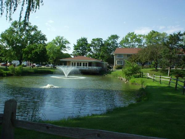 5650 W Wahner #209, Brown Deer, WI 53223