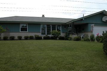 8147 N Edge O Woods Dr., Brown Deer, WI 53223