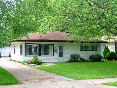 3328 N 9th St., Sheboygan, WI 53083