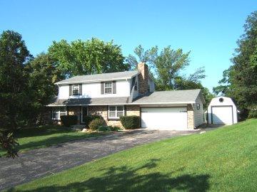 W272N737 Jills Dr., Pewaukee, WI 53188