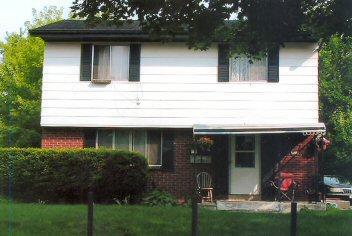 1913 W Cherry, Milwaukee, WI 53205
