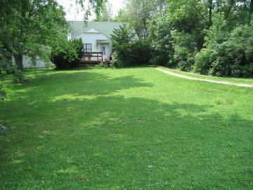 195 W College Ave., Oak Creek, WI 53154