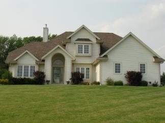 N76W24944 Ridgefield Dr., Lisbon, WI 53089