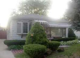 2408 James Blvd., Racine, WI 53403