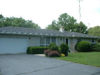 3232 Rodney Ln., Caledonia, WI 53406