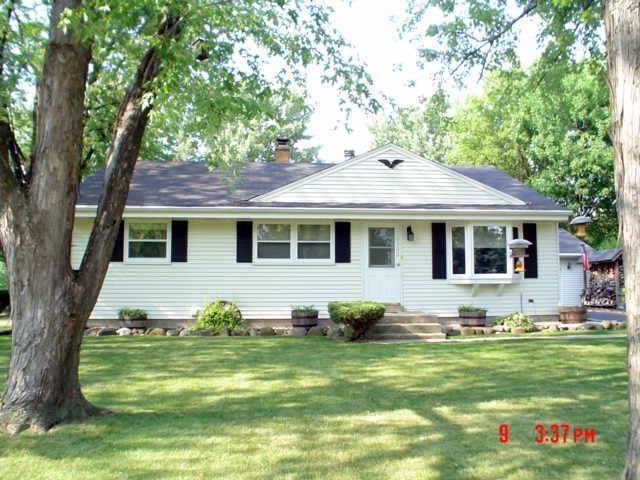 10302 W Norwich Ave., Greenfield, WI 53228