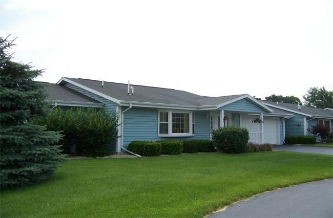 405 E 3rd Ave. #8, Elkhorn, WI 53121