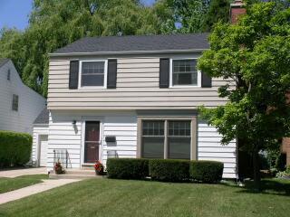 5521 N Kent Ave, Whitefish Bay, WI 53217