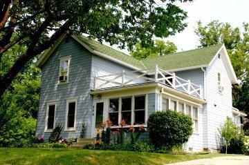 206 W Park Ave., Hartland, WI 53029