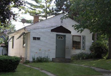 3107 W Fairmount Ave., Milwaukee, WI 53209