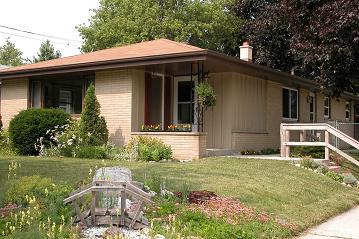 5901 S Robert Ave., Cudahy, WI 53110