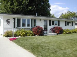 322 West Wilson St., Valders, WI 54245