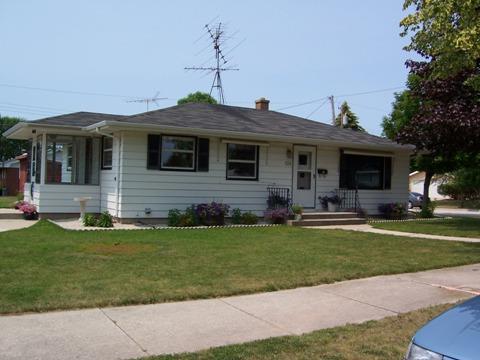 1904 S 24th St., Sheboygan, WI 53081
