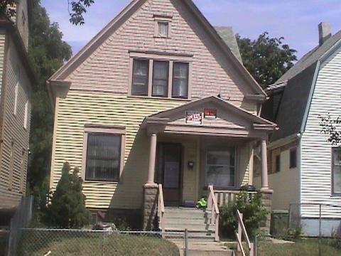 3166 N 7th St, Milwaukee, WI 53212