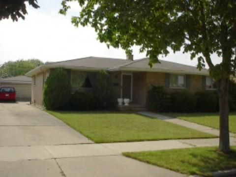 2132 23rd Ave., Kenosha, WI 53140