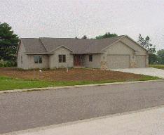 707 Pine Pl., Westby, WI 54667