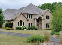 2016 Blacksmith Rd., Cedarburg, WI 53012