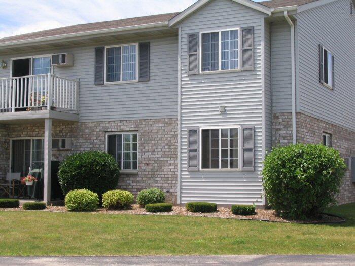 2030 Meadow Ct. #1, West Bend, WI 53095