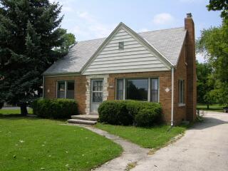 1305 S Sunny Slope Rd., Brookfield, WI 53005