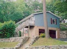 810 W Bender Rd, West Bend, WI 53090