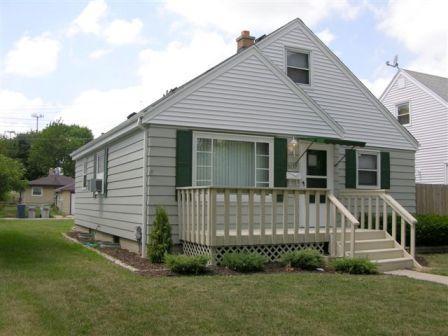 5037 N 69th St., Milwaukee, WI 53218