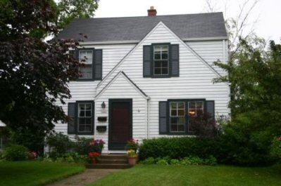 5221 N Bay Ridge, Whitefish Bay, WI 53217