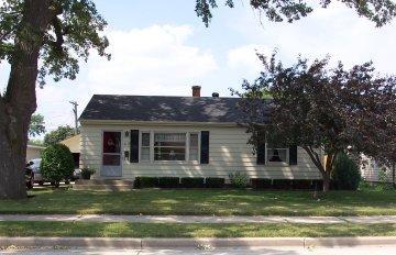 [Address Hidden by Seller], Racine, WI 53403