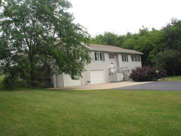 S80W23520 Parkview Dr., Vernon, WI 53103