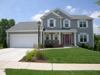 1704 Penhurst Way, Waukesha, WI 53186