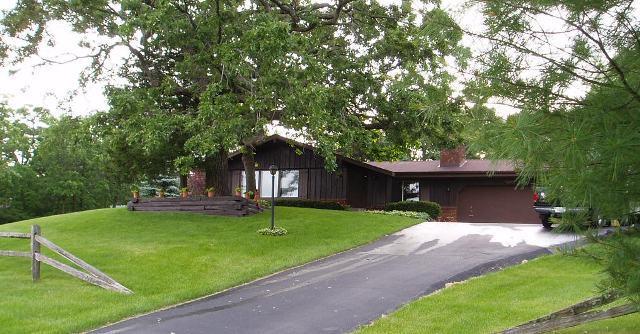 W315S7462 Lakecrest Ct., Mukwonago, WI 53149