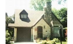 6321 W Mckinley Ave, Wauwatosa, WI 53213