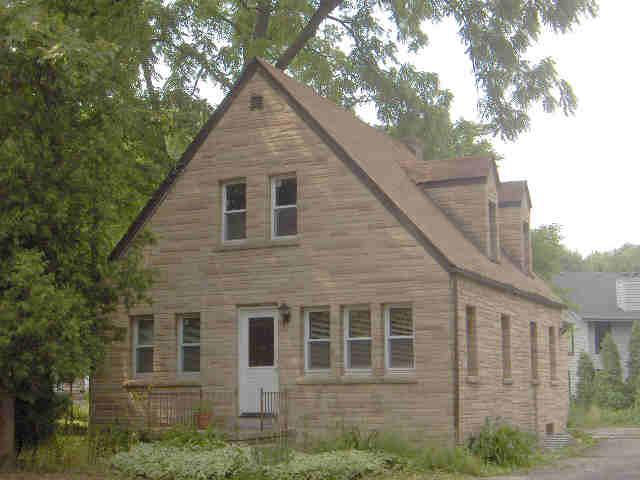 4820 W Grange Ave., Greenfield, WI 53220