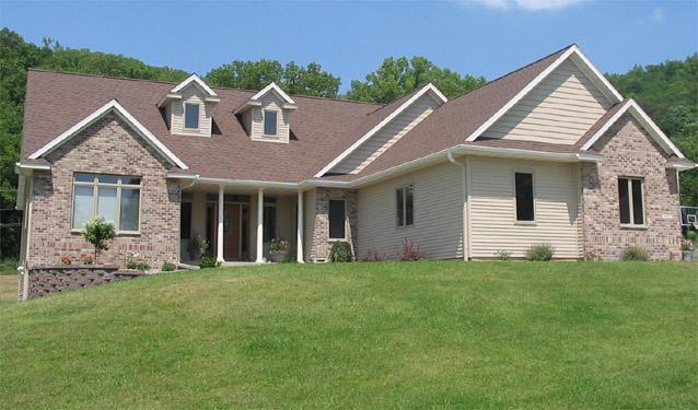 3015 Baier Ln., La Crosse, WI 54601