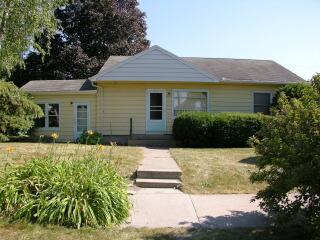 6309 W Luscher Ave., Milwaukee, WI 53218