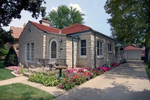 2030 Ludington Ave., Wauwatosa, WI 53226