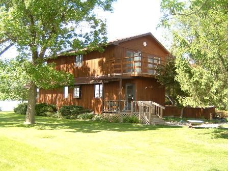 W3922 South Shore Dr., Geneva, WI 53147