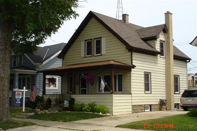 909 Grove Ave., Racine, WI 53405
