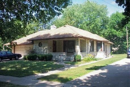215 N Freanklin, Whitewater, WI 53190