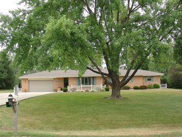 6122 W Chapel Hill Rd., Mequon, WI 53097