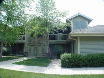 2112 Woodburn Rd #D, Waukesha, WI 53188
