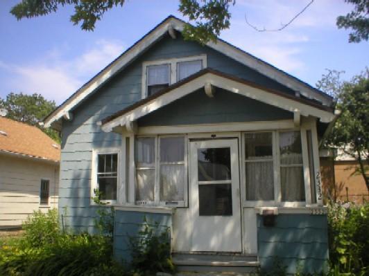 2332 S Woodward, Milwaukee, WI 53207