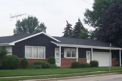 1253 Washington, Sheboygan, WI 53081