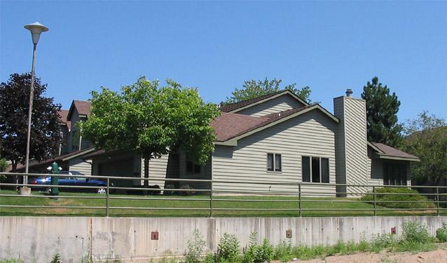 414 Gillette St., La Crosse, WI 54603