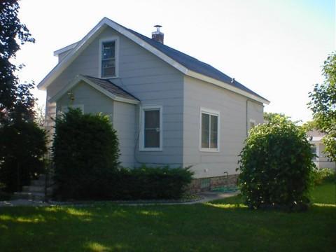 2132 Jackson St, La Crosse, WI 54601