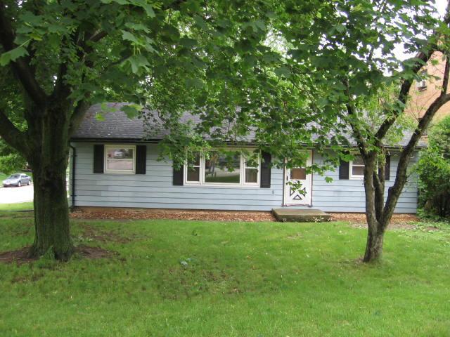 405 N 121st St., Wauwatosa, WI 53226