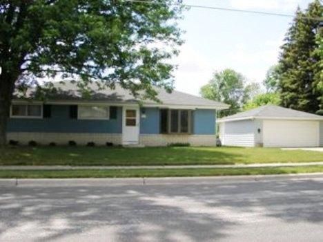 W174N9031 Roosevelt Dr., Menomonee Falls, WI 53051